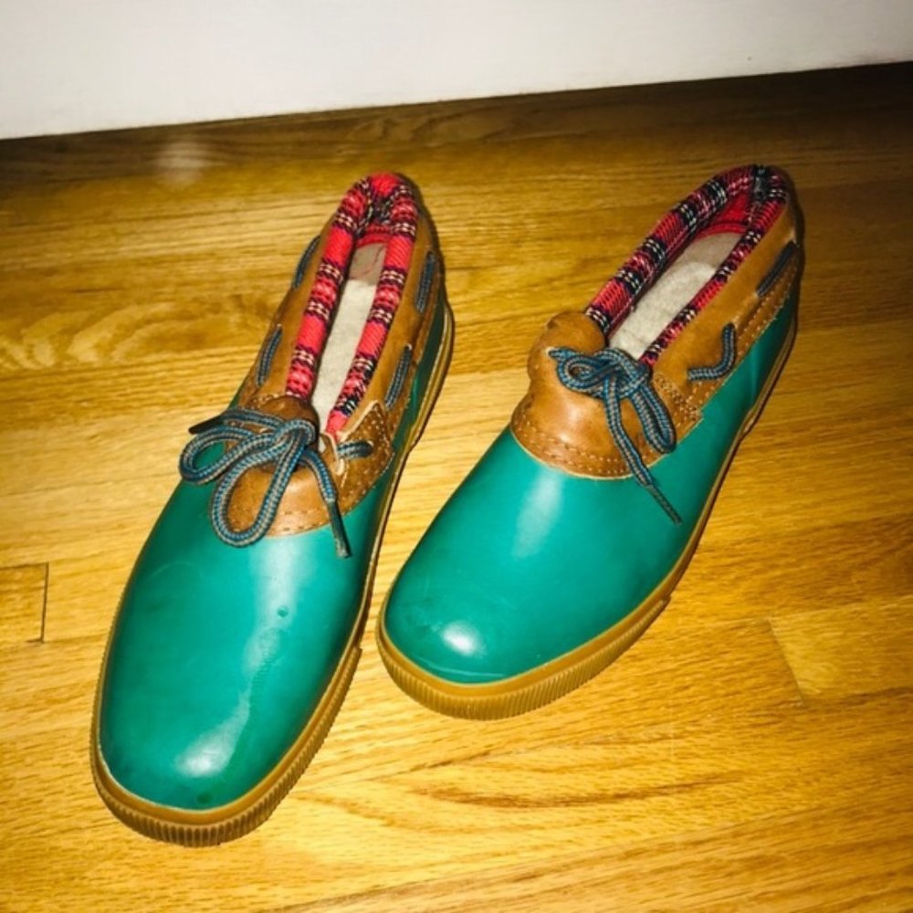 Shoes, cozy.  Green Duck St Patrick .